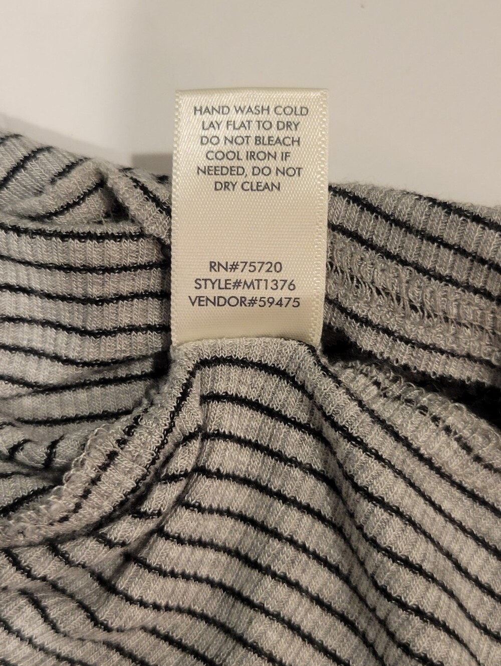 Lg BKE Raw Hemmed Short Sleeve Striped Tee in Black and Tan Accent. Worn Twice. - Picture 11 of 11